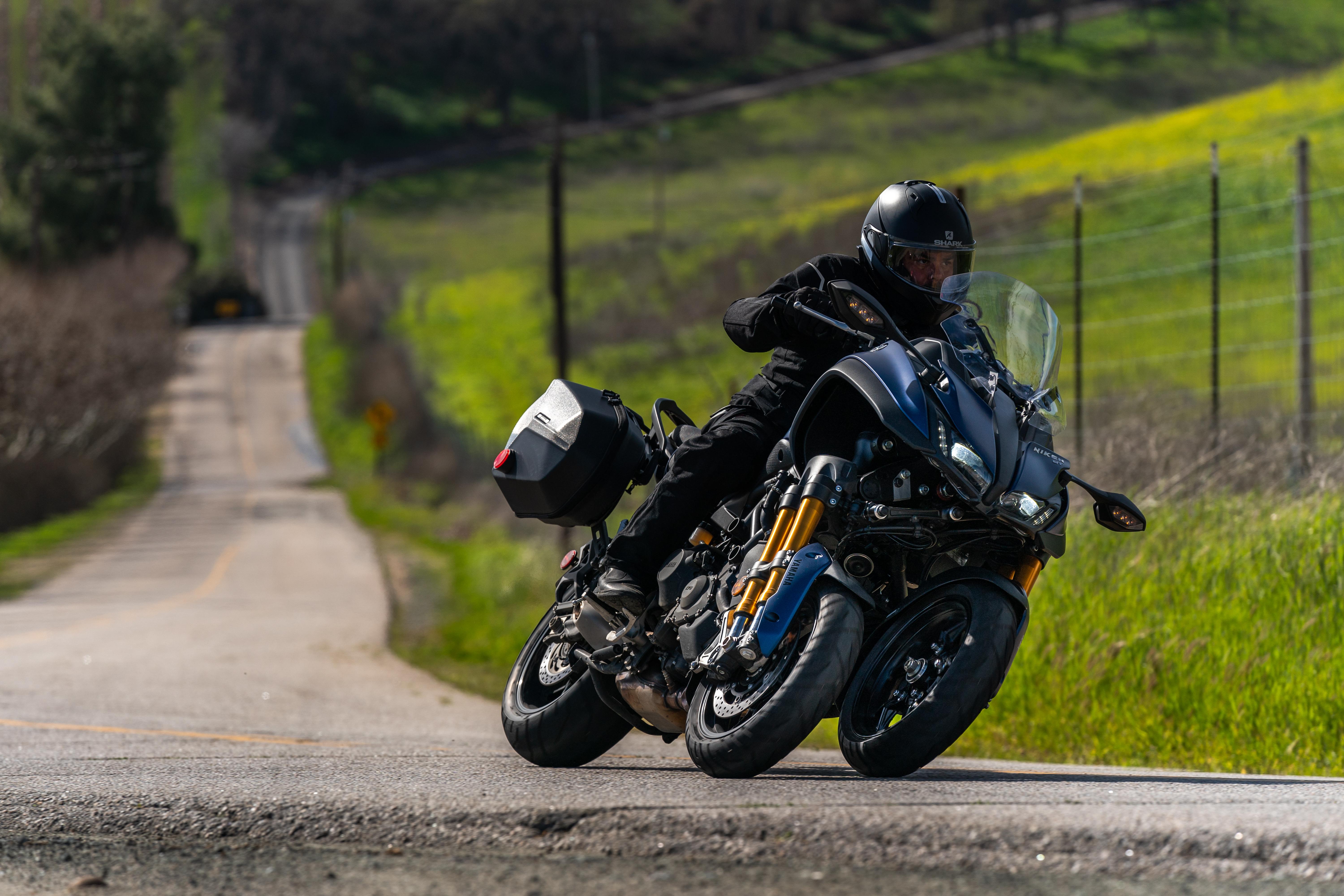 Exploring the Benefits of Two Front Wheel Motorcycles